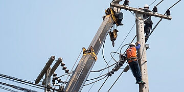 Anykščių raj. savivaldybėje elektros tiekimo sutrikimus šalina 9 brigados