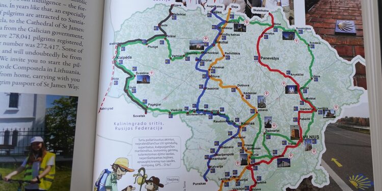Knyga „CAMINO. Šv. Jokūbo kelias Lietuvoje ir jo piligrimai“/Panevėžio m.sav.nuotr.